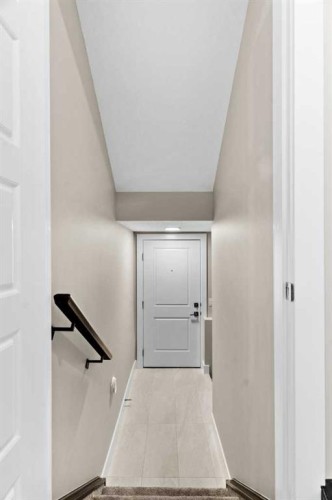 160 Vantage Drive, Cochrane, AB - Indoor Photo Showing Other Room