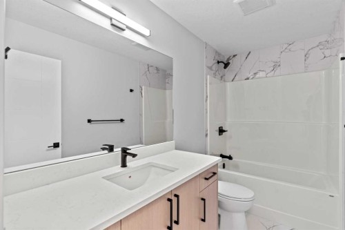157 Vantage Drive, Cochrane, AB - Indoor Photo Showing Bathroom