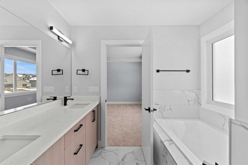 157 Vantage Drive, Cochrane, AB - Indoor Photo Showing Bathroom