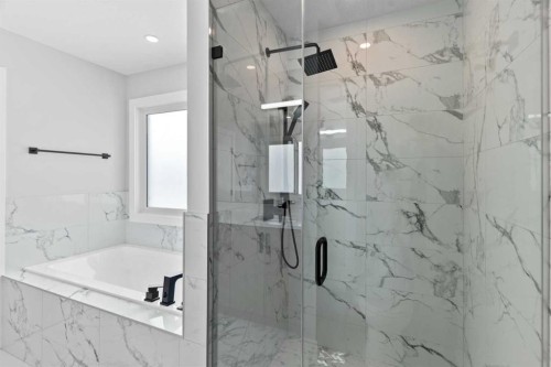 157 Vantage Drive, Cochrane, AB - Indoor Photo Showing Bathroom