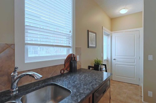 505 Evanston Square Nw, Calgary, AB - Indoor