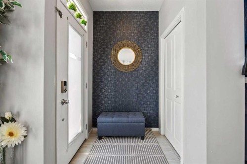 9121 52 Street Ne, Calgary, AB - Indoor Photo Showing Other Room