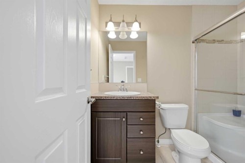 10622 Cityscape Drive Ne, Calgary, AB - Indoor Photo Showing Bathroom
