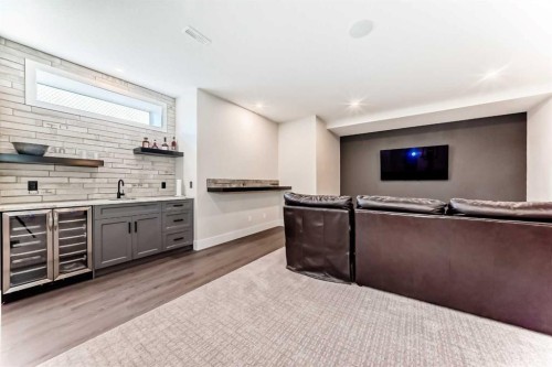 64 Walcrest View Se, Calgary, AB - Indoor