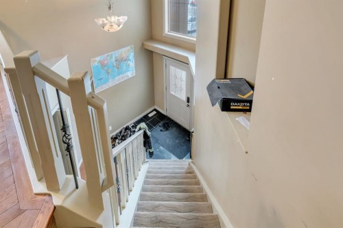 35 Cranleigh Drive Se, Calgary, AB - Indoor Photo Showing Other Room