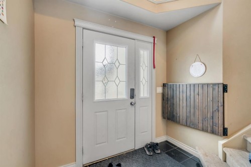 35 Cranleigh Drive Se, Calgary, AB - Indoor Photo Showing Other Room