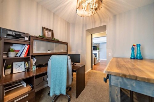 322 Windridge View Sw, Airdrie, AB - Indoor Photo Showing Office