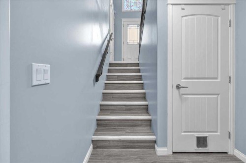 301 Mcleod Crescent, Diamond Valley, AB - Indoor Photo Showing Other Room