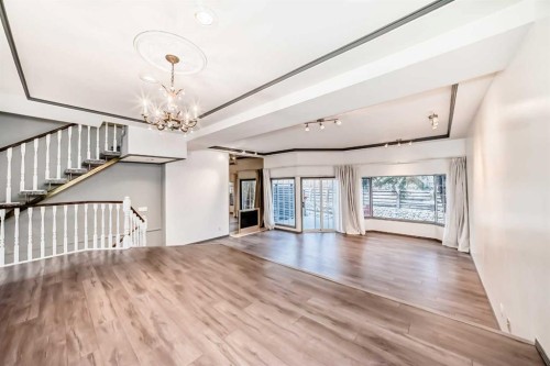 280-4037 42 Street Nw, Calgary, AB - Indoor Photo Showing Other Room