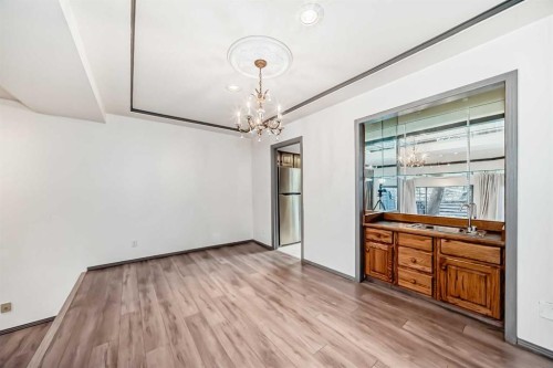 280-4037 42 Street Nw, Calgary, AB - Indoor Photo Showing Other Room