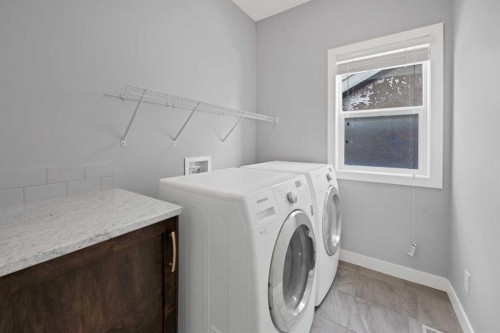 629 Marina Drive, Chestermere, AB - Indoor Photo Showing Laundry Room