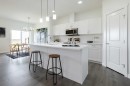 300 Edgefield Close, Strathmore, AB  - Indoor Photo Showing Kitchen With Upgraded Kitchen 