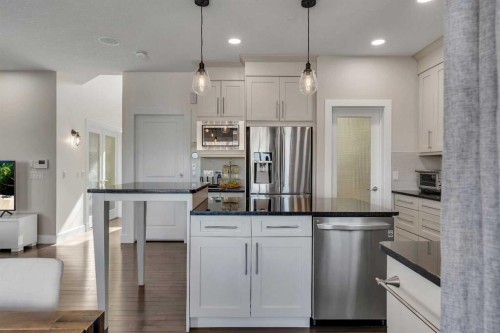 135 Copperleaf Crescent Se, Calgary, AB 