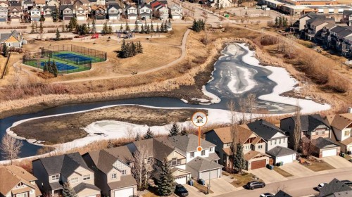 135 Copperleaf Crescent Se, Calgary, AB 