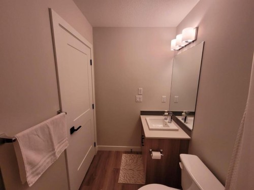 3110-200 Seton Circle Se, Calgary, AB - Indoor Photo Showing Bathroom