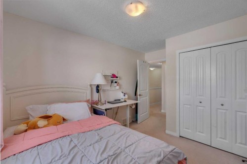245 Auburn Crest Way Se, Calgary, AB - Indoor Photo Showing Bedroom