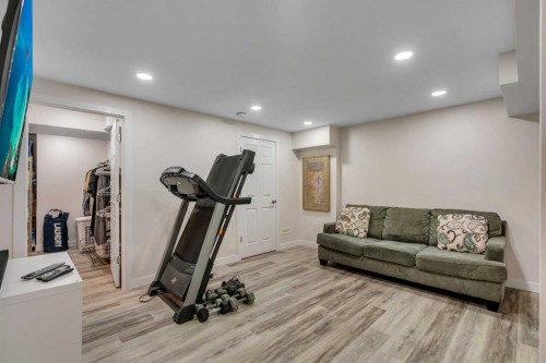 245 Auburn Crest Way Se, Calgary, AB - Indoor Photo Showing Gym Room