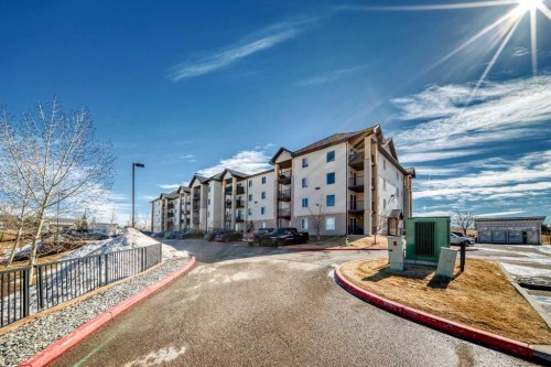 6310-304 Mackenzie Way SW Airdrie, AB T4B 3H6