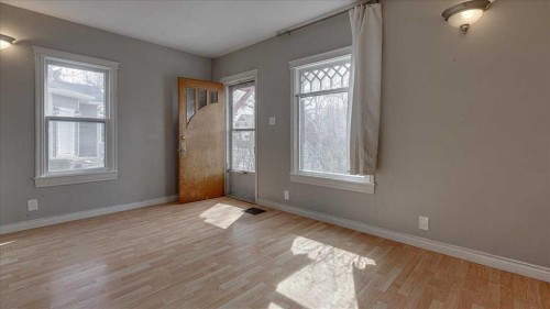 2122 23 Avenue, Didsbury, AB - Indoor Photo Showing Other Room