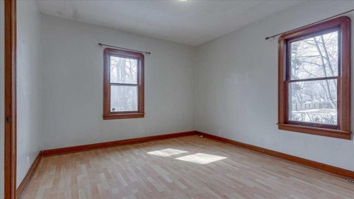 2122 23 Avenue, Didsbury, AB - Indoor Photo Showing Other Room