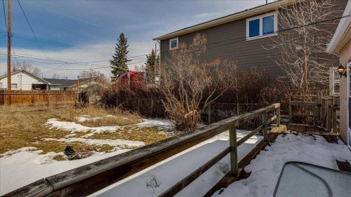 2122 23 Avenue, Didsbury, AB - Outdoor