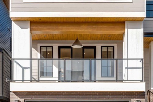 40 Timberline Way Sw, Calgary, AB - Outdoor With Exterior