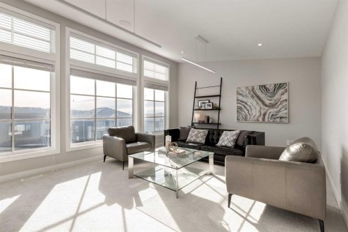 40 Timberline Way Sw, Calgary, AB - Indoor Photo Showing Living Room