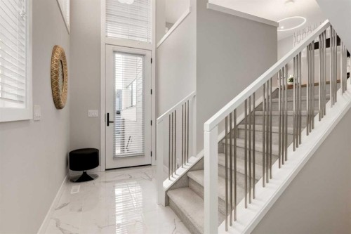 40 Timberline Way Sw, Calgary, AB - Indoor Photo Showing Other Room