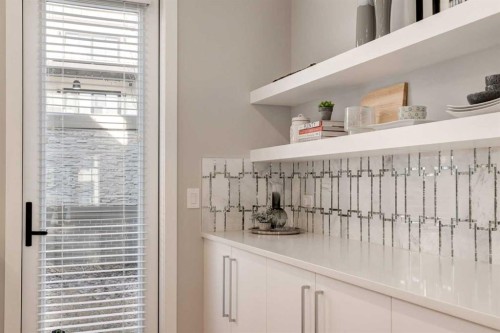 40 Timberline Way Sw, Calgary, AB - Indoor Photo Showing Other Room