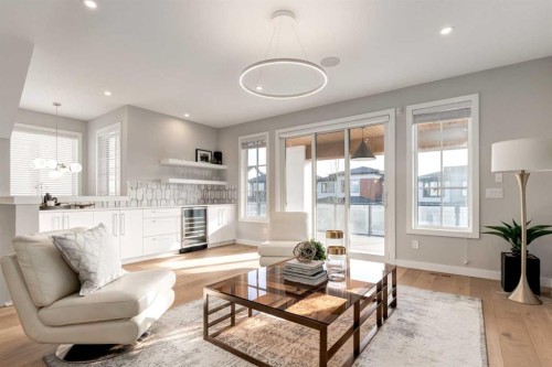 40 Timberline Way Sw, Calgary, AB - Indoor Photo Showing Living Room