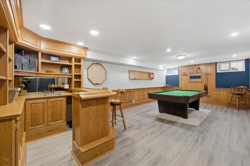 2804 49 Street Sw, Calgary, AB - Indoor Photo Showing Other Room