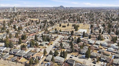 2804 49 Street Sw, Calgary, AB - Outdoor With View