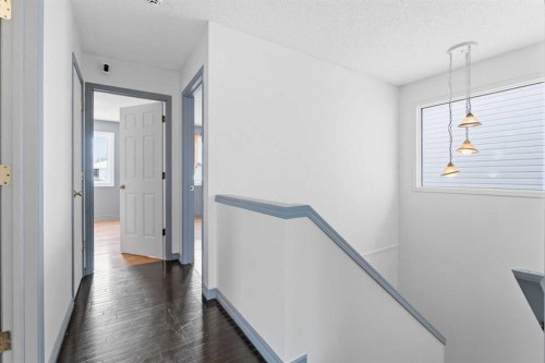 414 Mt Cornwall Circle Se, Calgary, AB 