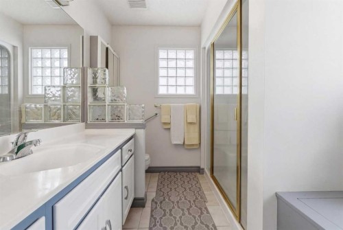 414 Mt Cornwall Circle Se, Calgary, AB 