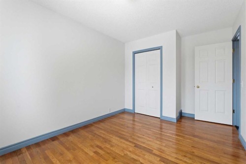 414 Mt Cornwall Circle Se, Calgary, AB 