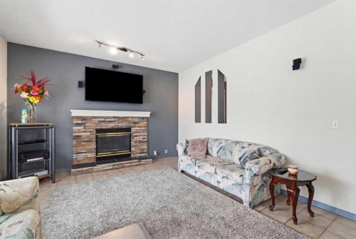414 Mt Cornwall Circle Se, Calgary, AB 