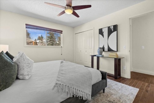 56 Hawkcliff Way Nw, Calgary, AB - Indoor Photo Showing Bedroom