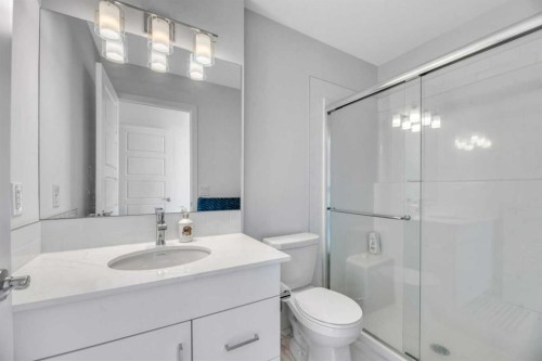 337-301 Redstone Boulevard Ne, Calgary, AB - Indoor Photo Showing Bathroom