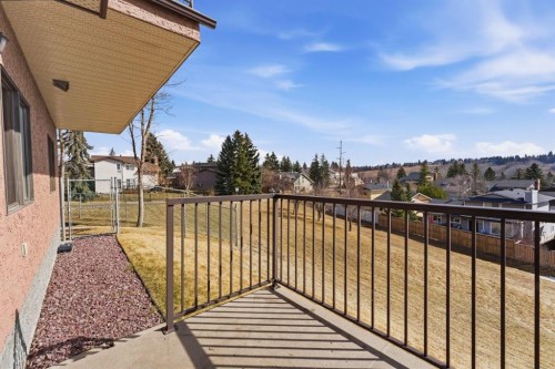 54 Edgeland Close Nw, Calgary, AB - Outdoor With Balcony With Exterior