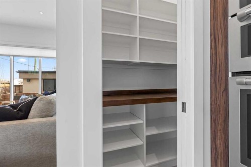 1400 26A Street Sw, Calgary, AB - Indoor