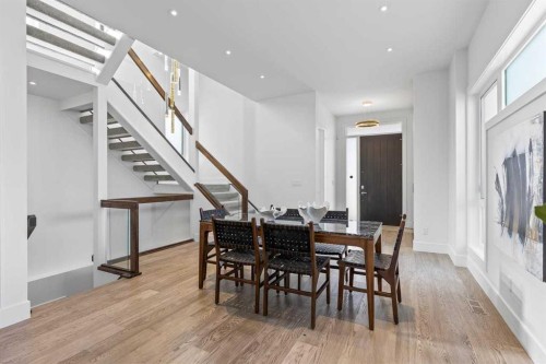 1400 26A Street Sw, Calgary, AB - Indoor Photo Showing Dining Room