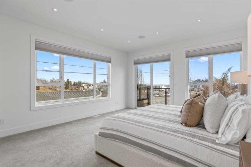 1400 26A Street Sw, Calgary, AB - Indoor Photo Showing Bedroom