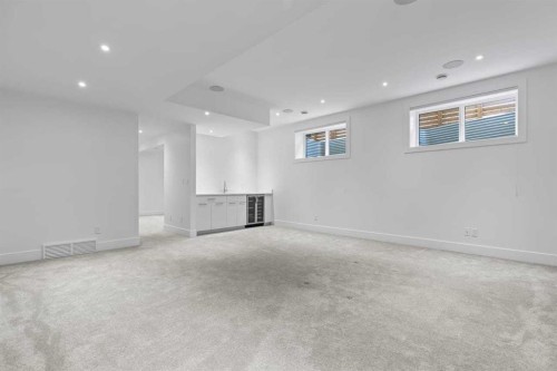 1400 26A Street Sw, Calgary, AB - Indoor