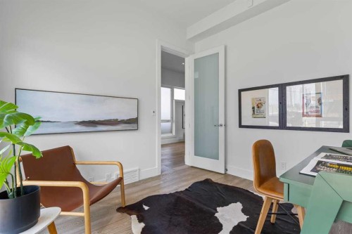 1400 26A Street Sw, Calgary, AB - Indoor Photo Showing Office