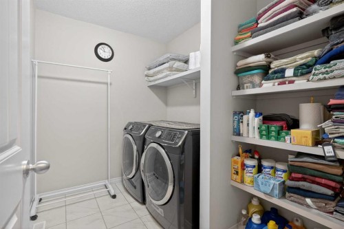 24 Legacy Landing, Calgary, AB - Indoor Photo Showing Laundry Room