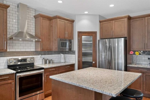 24 Legacy Landing, Calgary, AB - Indoor Photo Showing Kitchen With Upgraded Kitchen