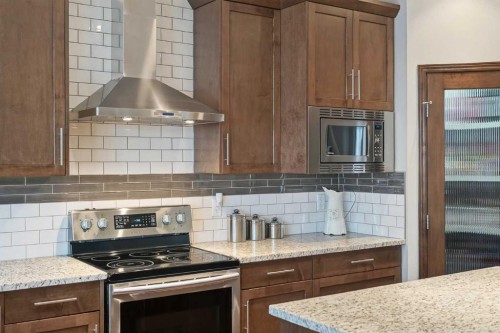 24 Legacy Landing, Calgary, AB - Indoor Photo Showing Kitchen