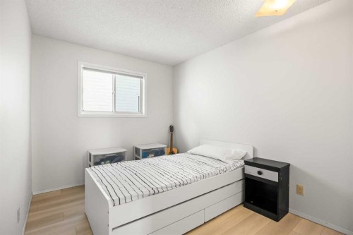 199 Coventry Close Ne, Calgary, AB - Indoor Photo Showing Bedroom