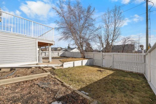 199 Coventry Close Ne, Calgary, AB - Outdoor