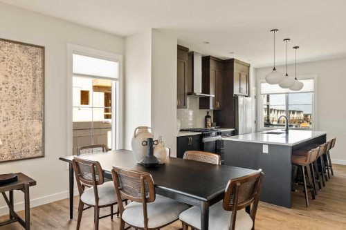  - Indoor Photo Showing Dining Room